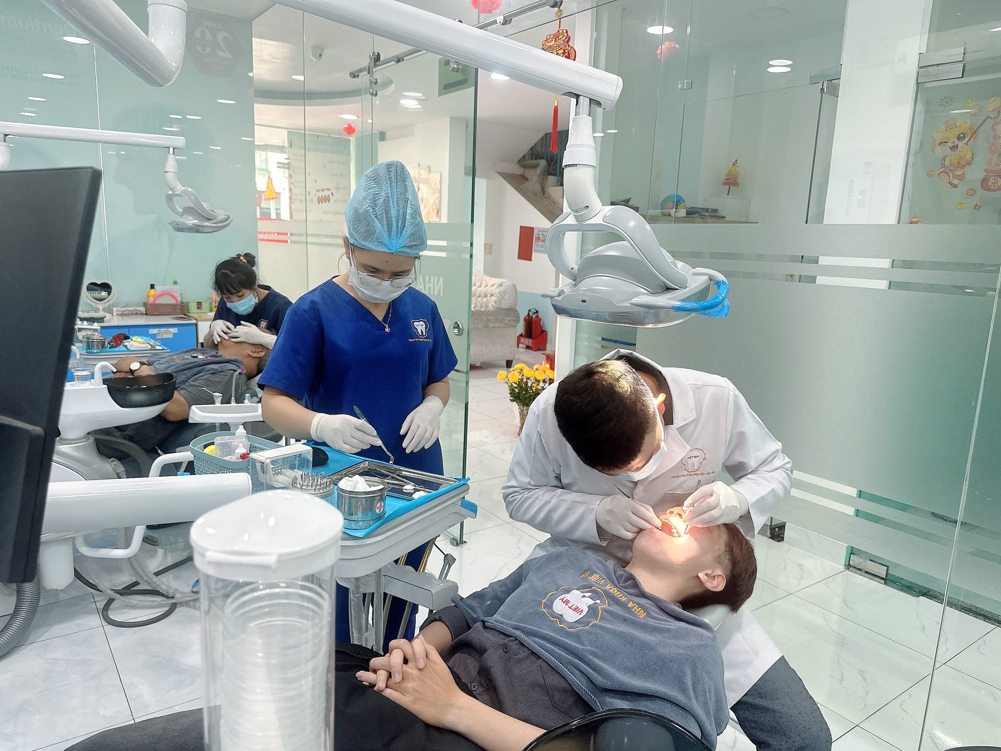 “Ưu Đãi Dành Cho Khách Hàng Bọc Răng Sứ Đón Đại Lễ 30/4 -1/5 “