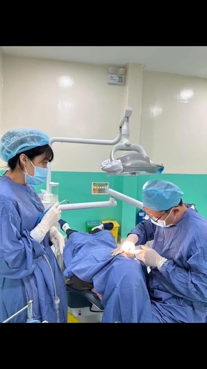 Trồng Răng Implant Thay Thế Răng Mất Tức Thì - Hãy Đến Ngay Trung Tâm Răng Hàm Mặt Việt Mỹ