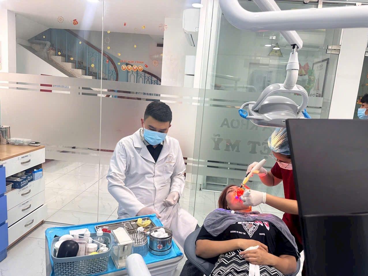 Răng Sứ 2tr5 / 1 Răng Bảo Hành 10 Năm🦷